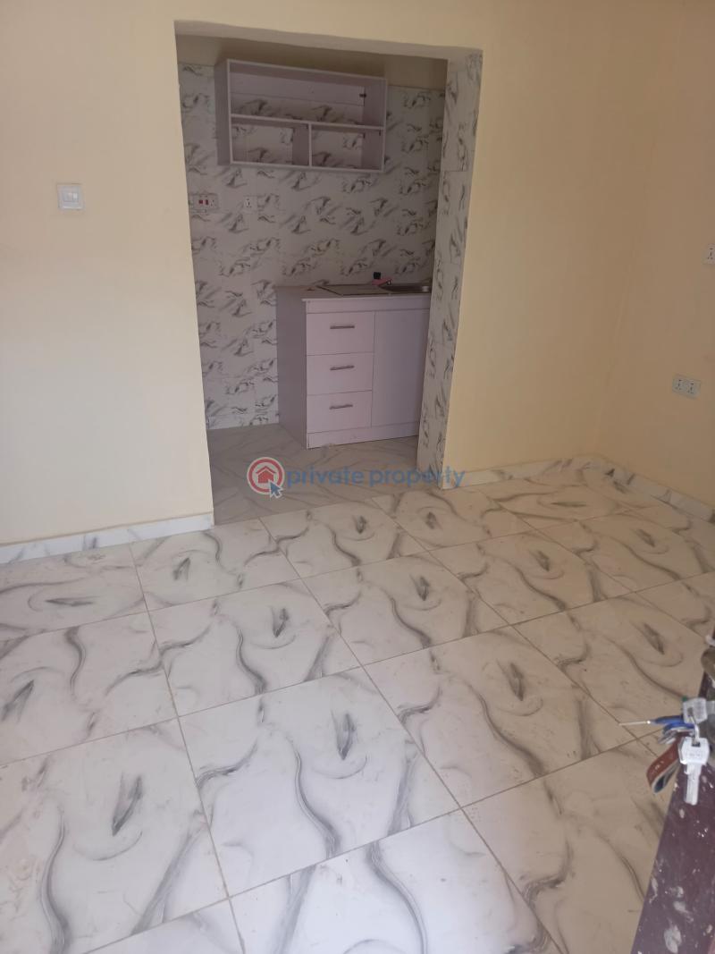 1 bedroom Mini Flat For Rent Jankata, Elebu Akala Express Ibadan Oyo - 1