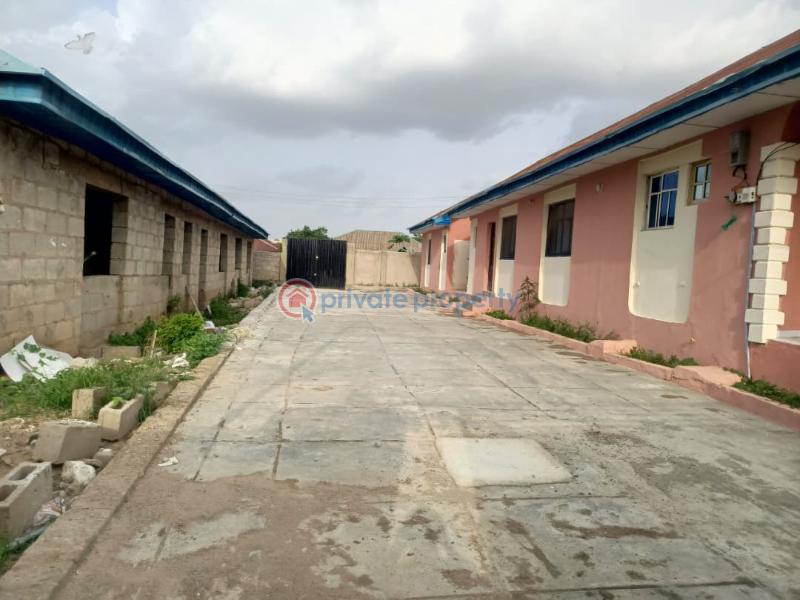 1 bedroom Mini Flat For Rent Jankata, Elebu Akala Express Ibadan Oyo - 4