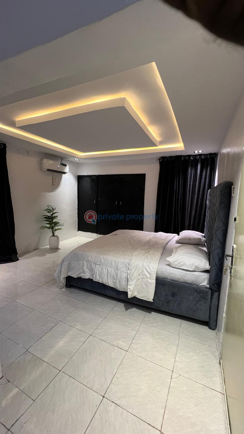 1 bedroom Self Contain Short let Proff Olulonge Street Salami Estate Bodija Ibadan Oyo - 3