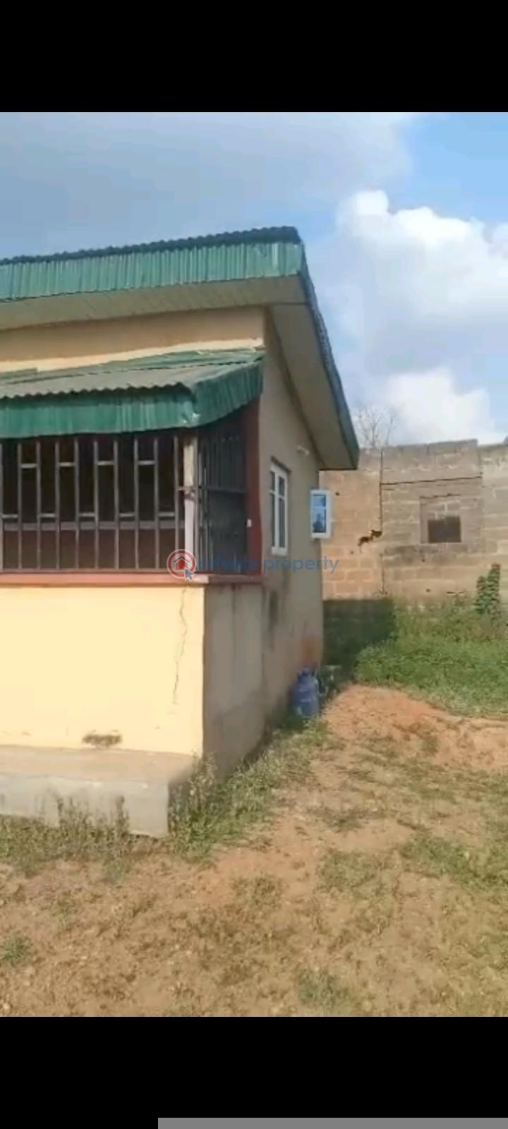 1 bedroom Bungalow For Sale Sanyo , Zone 7 Unique Estate Ibadan Oyo - 2