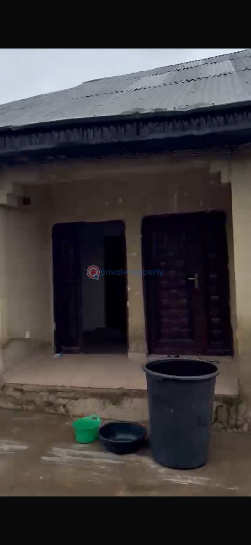 1 bedroom Room or Boys Quarter For Rent Ololade Street Soka Ibadan Oyo - 1