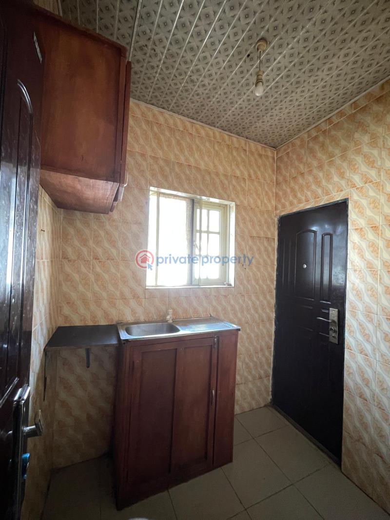 House For Rent At A3 Estate Ikolaba Gra Ibadan Oyo - 4