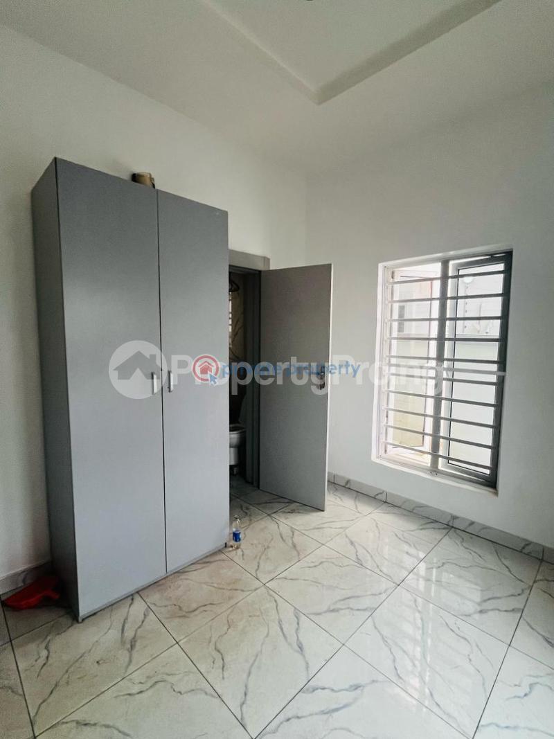 1 bedroom Mini Flat For Rent Estate Lekki Lagos - 3