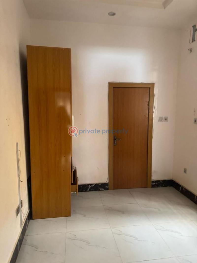 1 bedroom Mini Flat For Rent Lekki Lagos - 1
