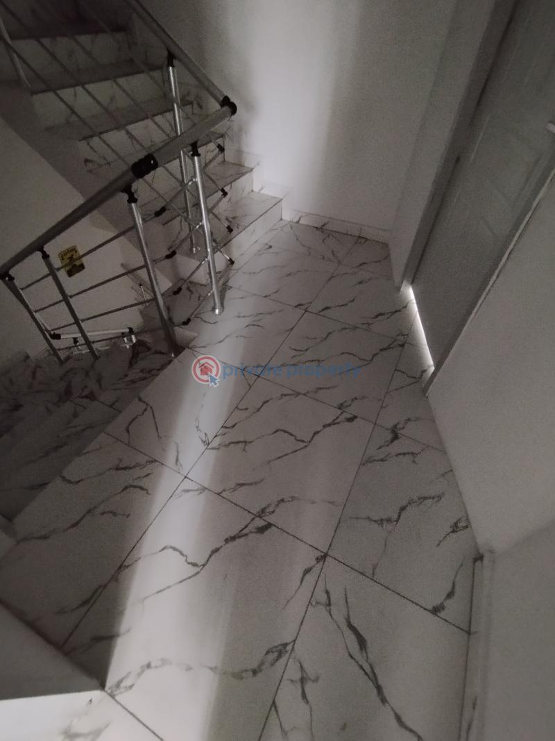 1 bedroom Mini Flat For Rent Estate Osapa London Lekki Lagos - 2