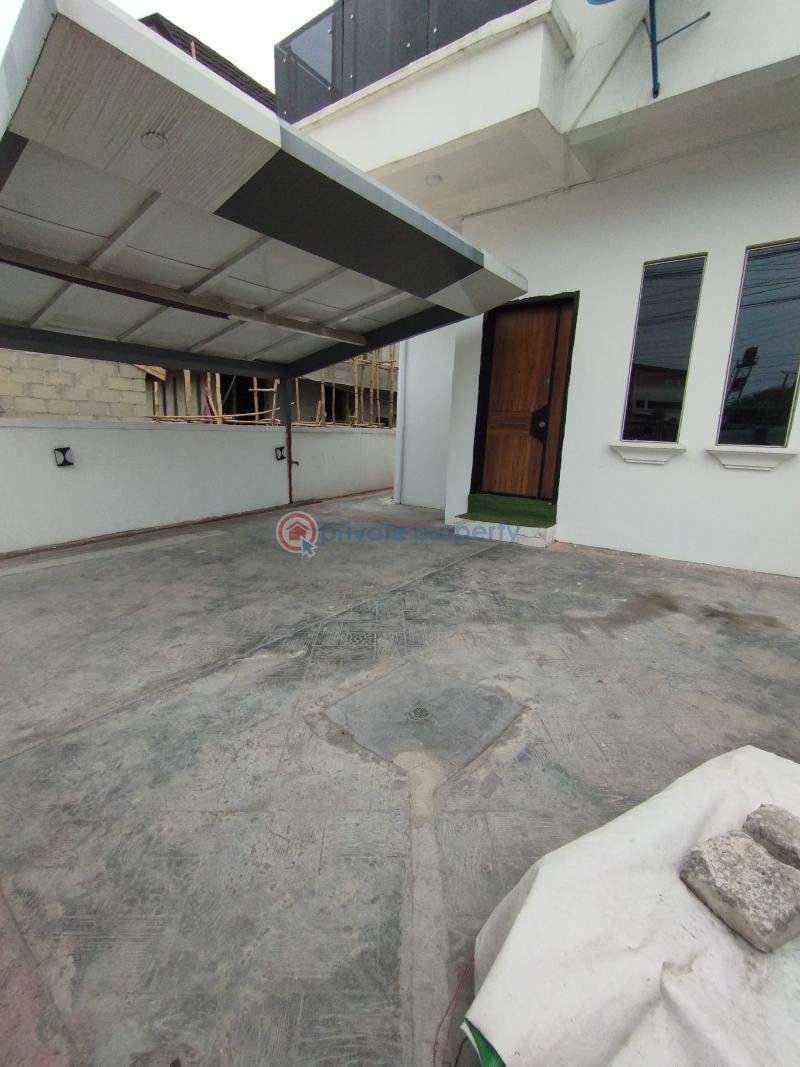 1 bedroom Mini Flat For Rent Estate Osapa London Lekki Lagos - 1