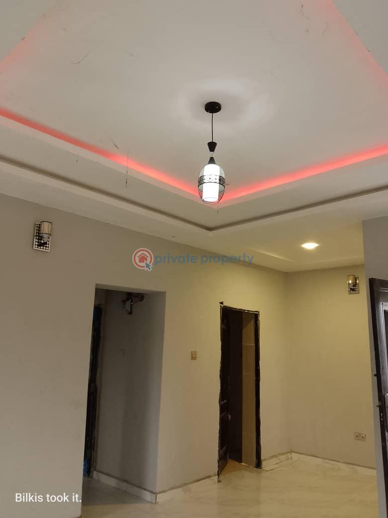 A room and parlour selfcon with visitor's toilet at 360, akala express. - 4 1 bedroom Mini Flat For Rent 360 Area Akala Express Akala Express Ibadan Oyo - 4