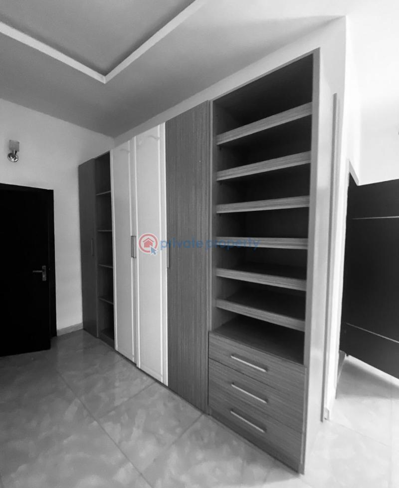 1 bedroom Shared Apartment For Rent Osapa Lekki Lagos - 1