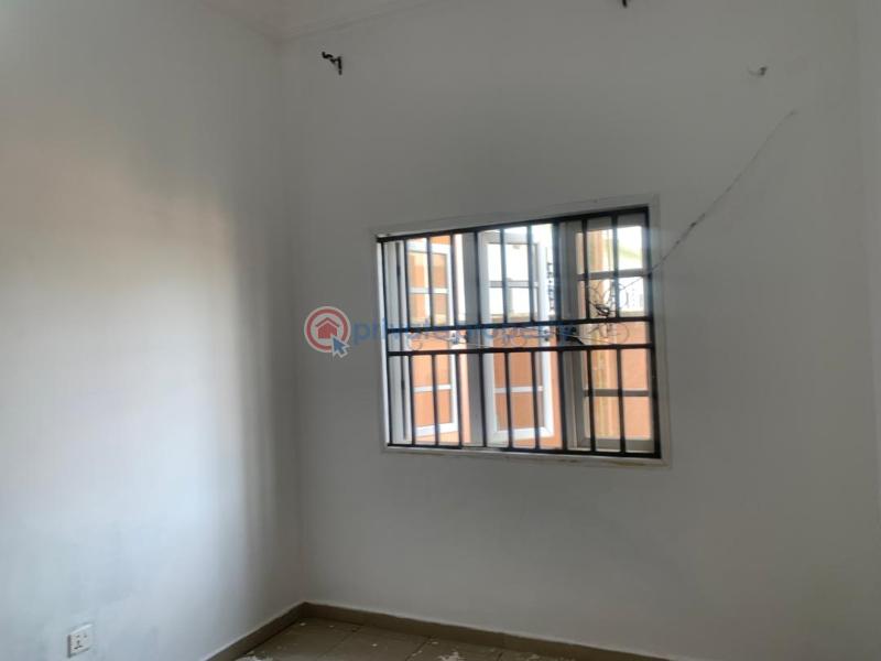 1 bedroom Shared Apartment For Rent Eleganza Along Lekki Expressway Lagos - 5