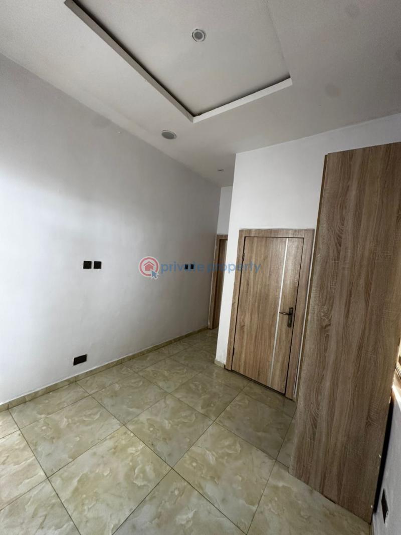 1 bedroom Shared Apartment For Rent Orchid Along Lekki Expressway Lagos - 3