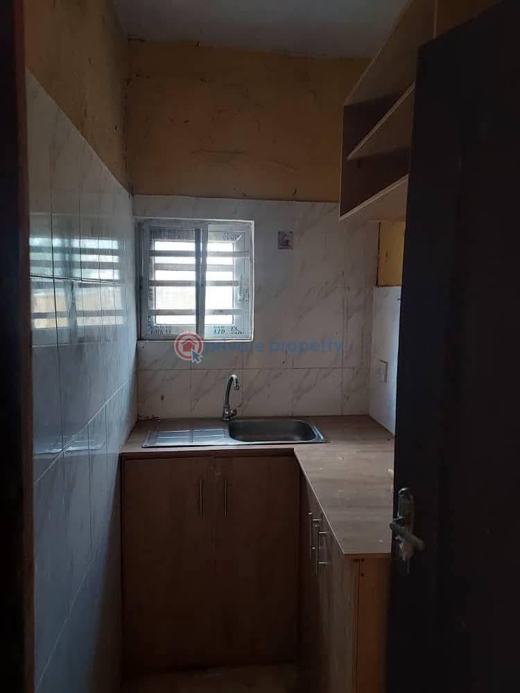 Self Contain For Rent Near Jolad Hospital Gbagada Lagos - 2
