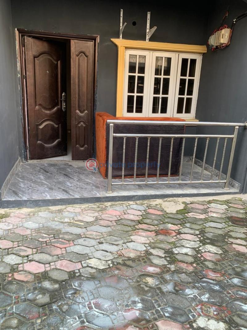 1 bedroom Self Contain For Rent Thomas Estate Ajah Lagos - 6