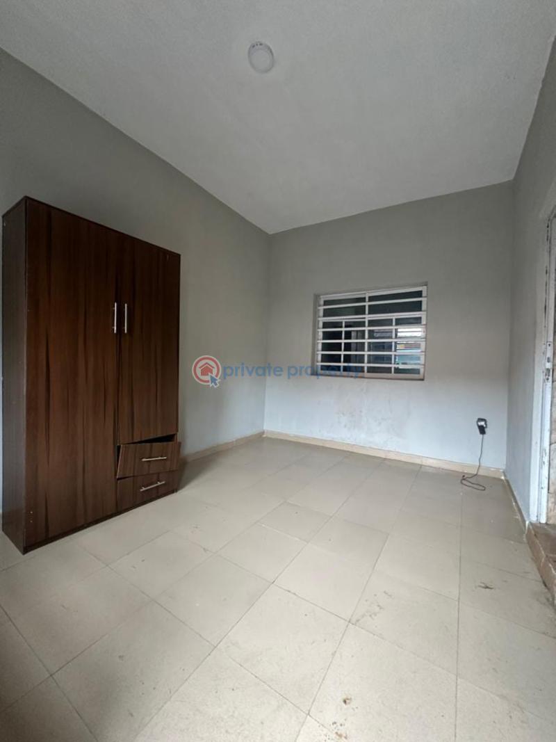1 bedroom Self Contain For Rent Ui Back Gate, Ibadan Samonda Ibadan Oyo - 3