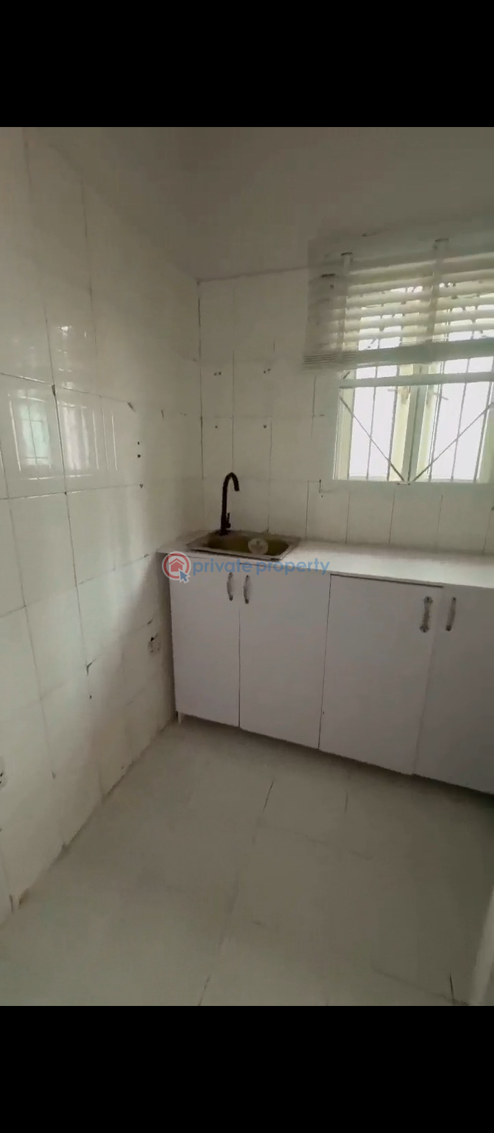 1 bedroom Self Contain For Rent Lekki Phase 1 Lagos - 4