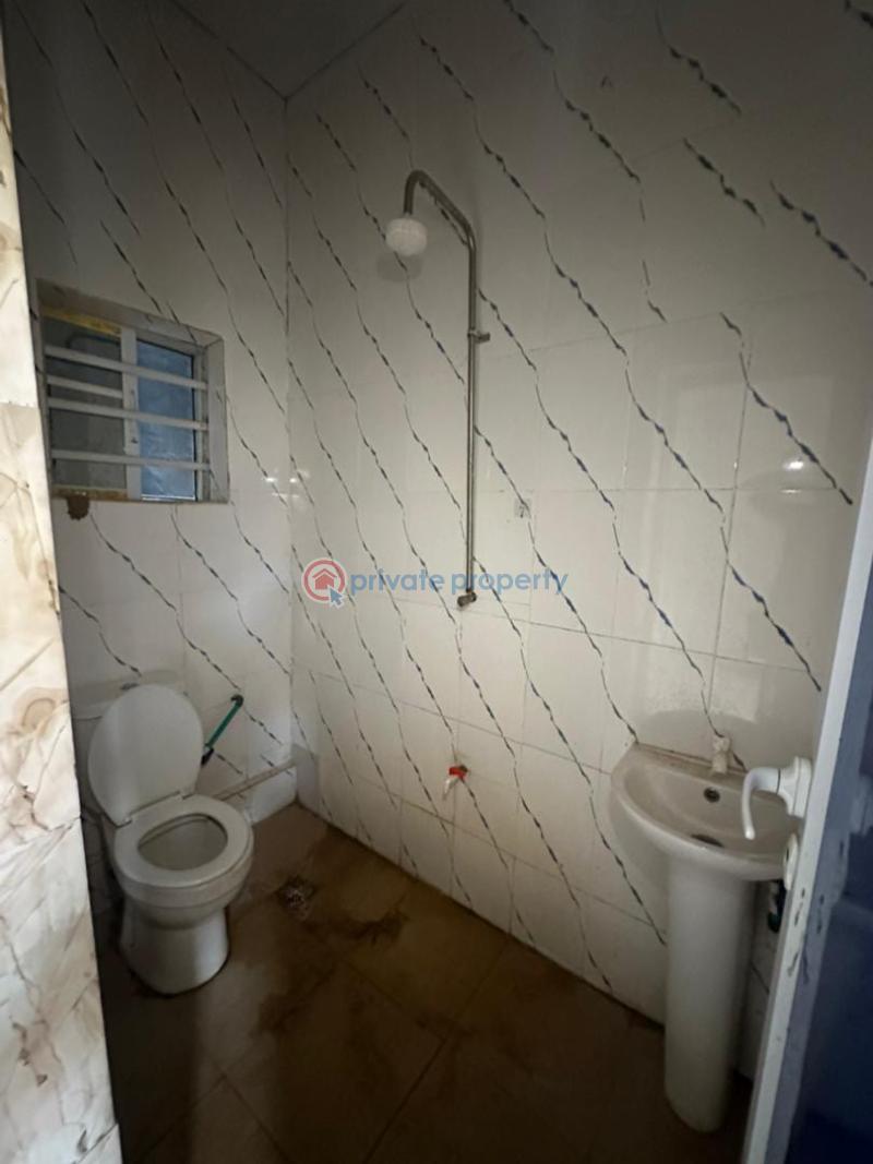 1 bedroom Self Contain For Rent Ui Back Gate, Ibadan Samonda Ibadan Oyo - 2