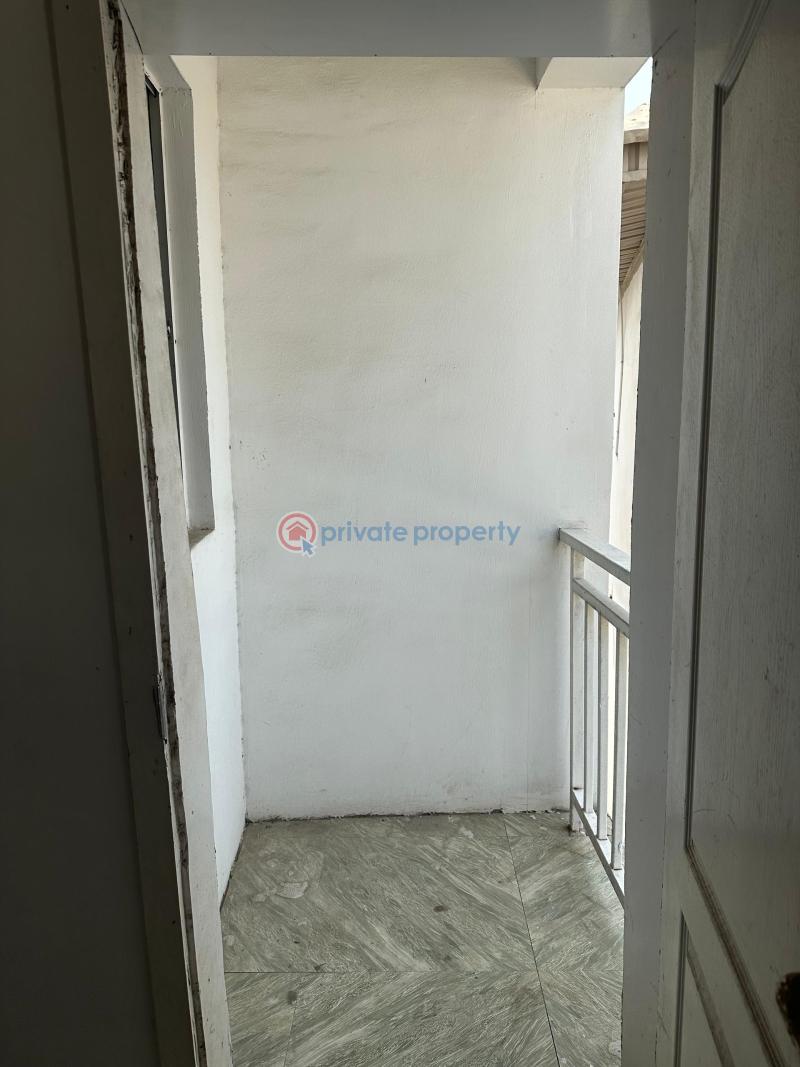 1 bedroom Self Contain For Rent Ikoyi Lagos - 5