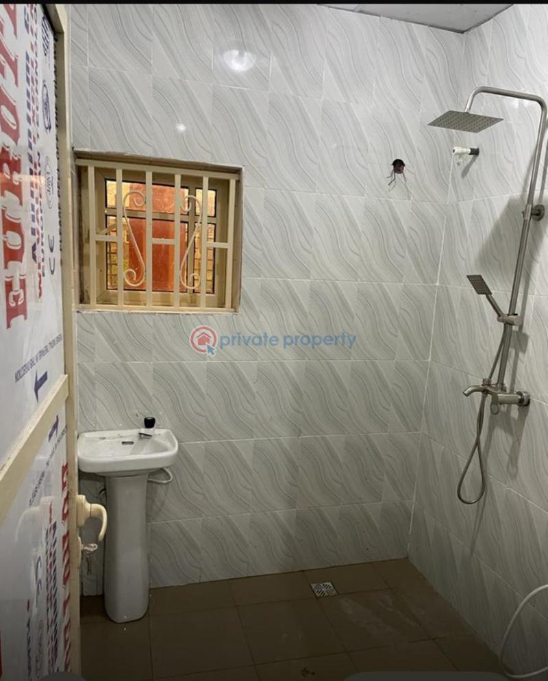 1 bedroom Self Contain For Rent Ilero Housing Estate, Akala Express, Ibadan Akala Express Ibadan Oyo