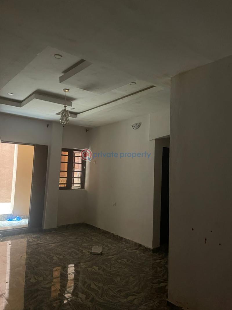 A room self contained - 1 1 bedroom Self Contain For Rent Elebu Oja, Akala Express, Ibadan Akala Express Ibadan Oyo - 1