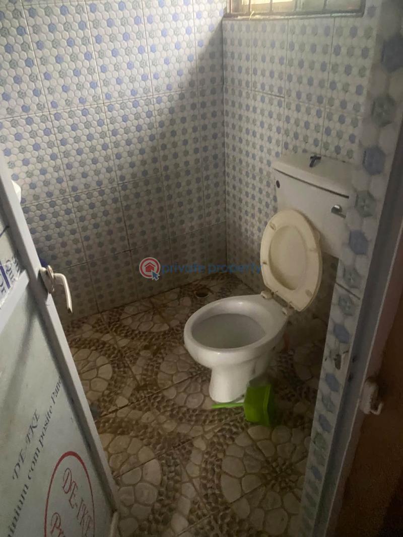 1 bedroom Self Contain For Rent Olatunde Close Oke-ira Ogba Lagos - 1