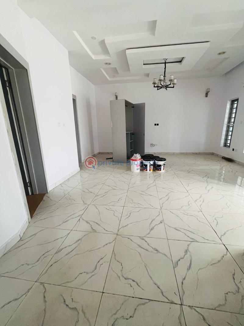 1 bedroom Mini Flat For Rent Estate Lekki Lagos - 1