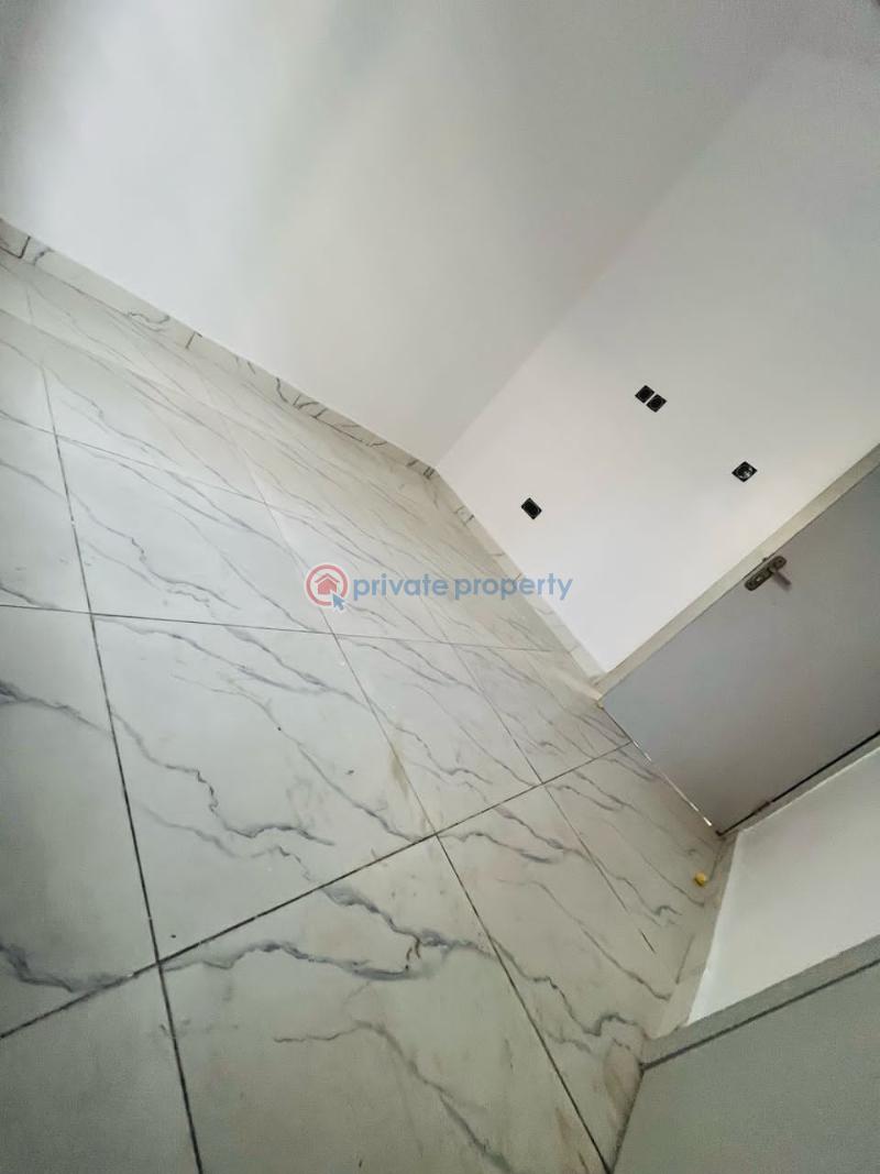 1 bedroom Mini Flat For Rent Estate Lekki Lagos - 2