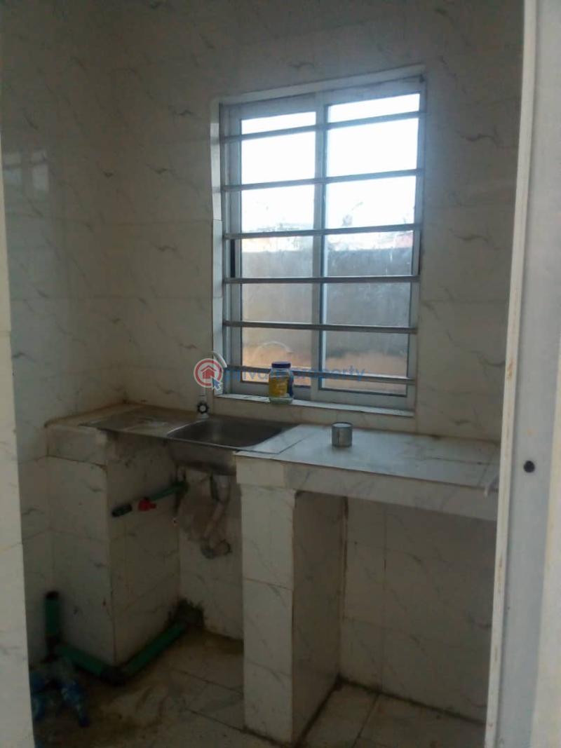 1 bedroom Self Contain For Rent Good Luck Alapere Kosofe/Ikosi Lagos - 4