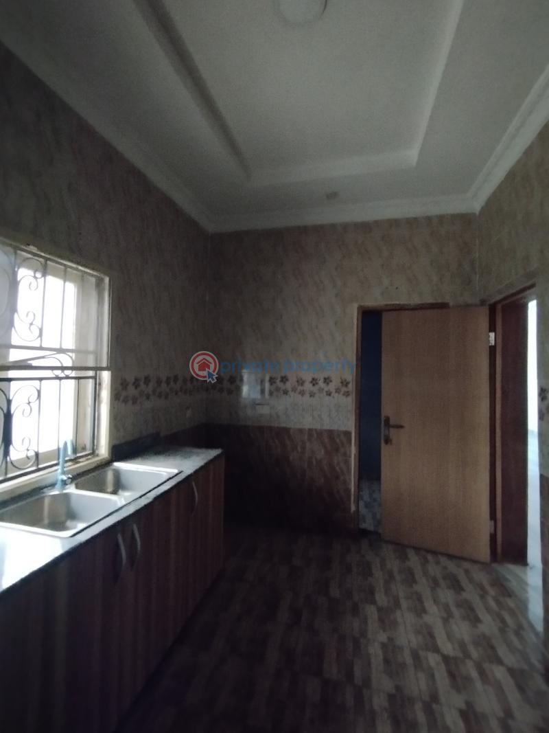 2 bedroom Flat & Apartment For Rent Estate Osapa London Lekki Lagos - 2
