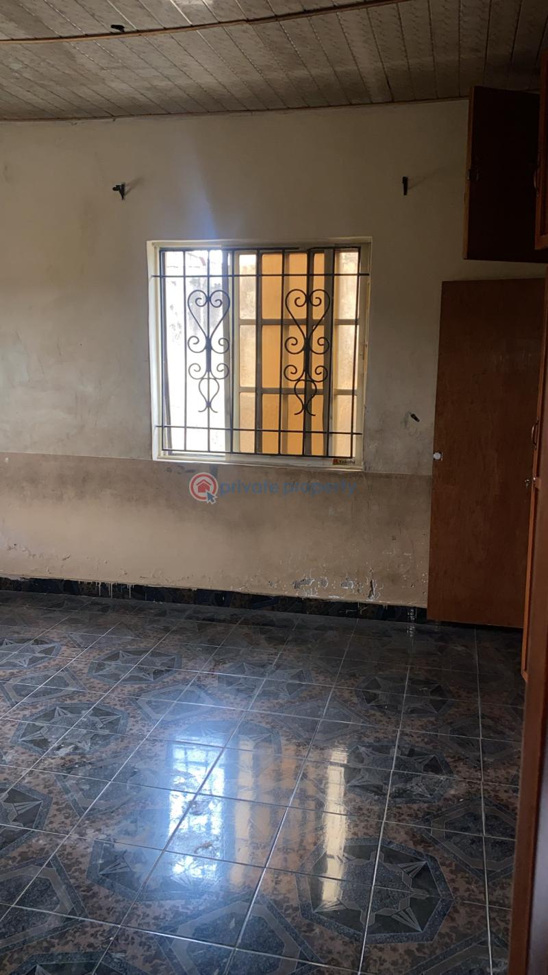 3 bedroom Block Of Flats For Rent Ibeshe Ikorodu Lagos - 6