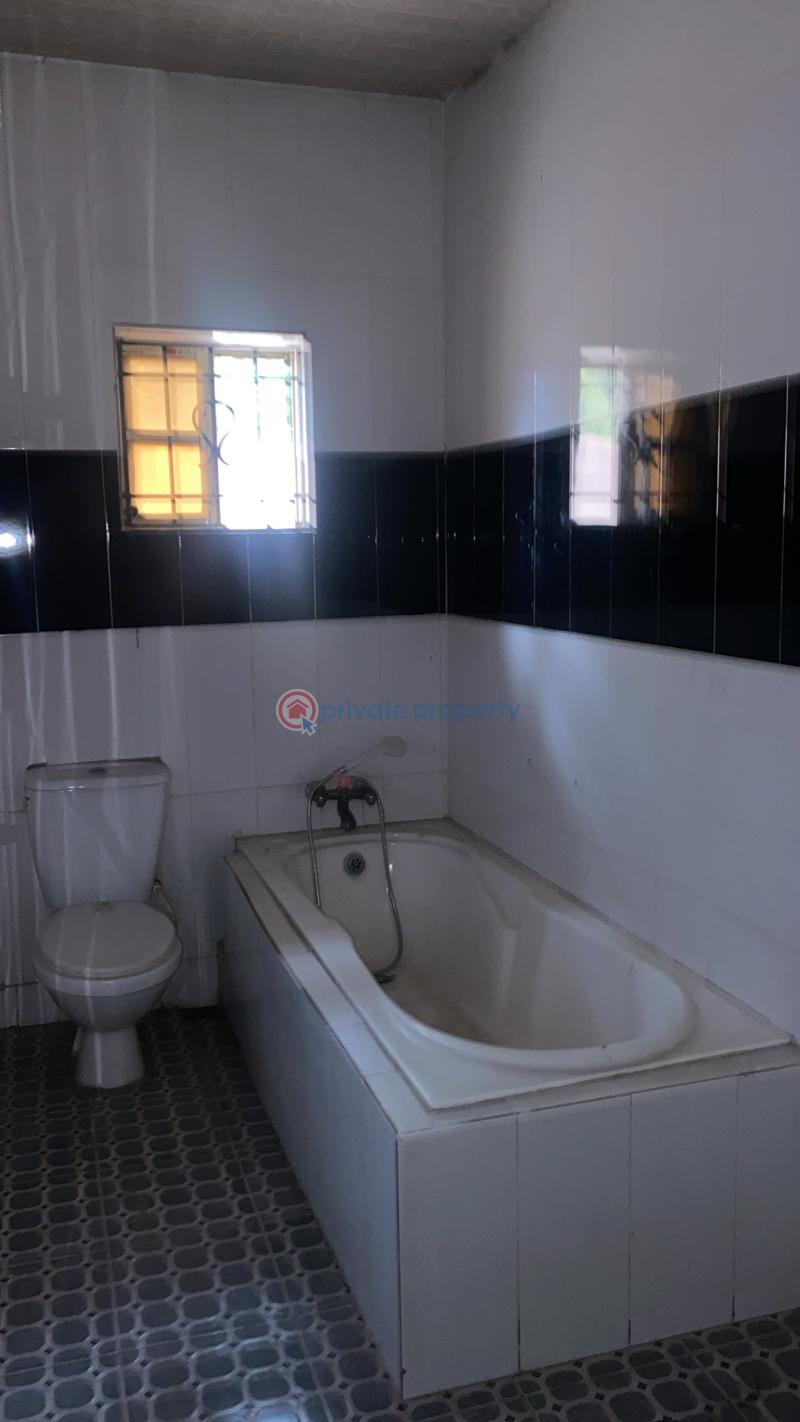 3 bedroom Block Of Flats For Rent Ibeshe Ikorodu Lagos - 3