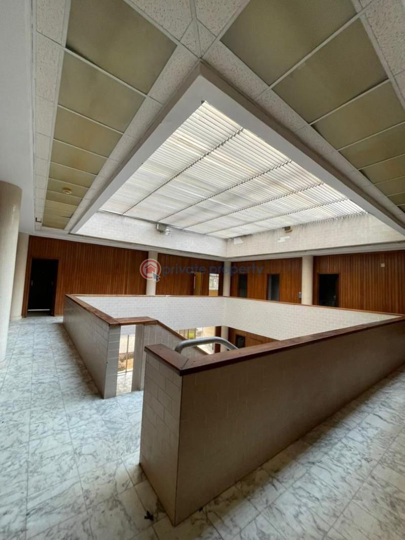 10 bedroom Office For Rent Victoria Island Lagos - 1
