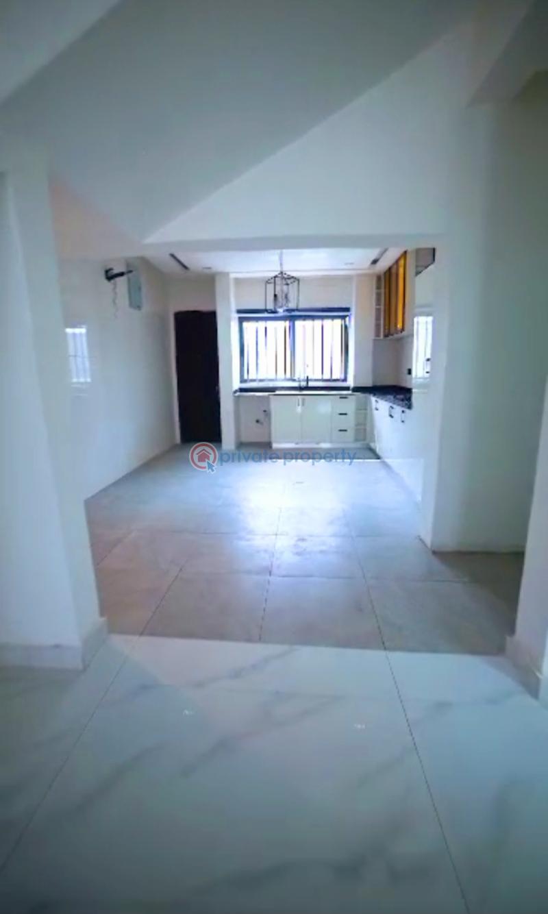 A serviced and well finished 4 bedroom terraced duplex - 18 4 bedroom Terraced Duplex For Sale Ilasan Lekki Lagos - 18
