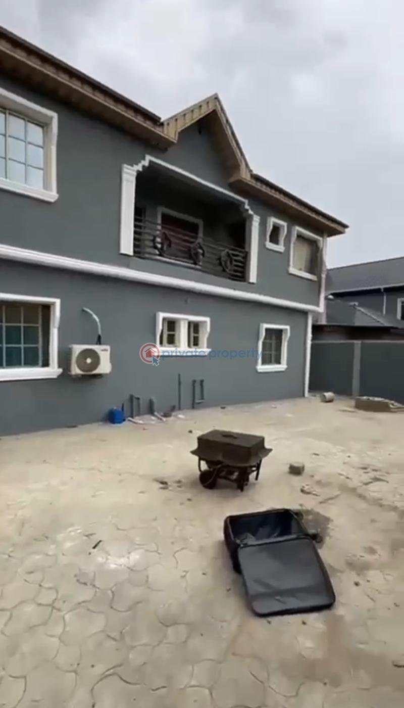 Block Of Flats For Sale Ige Estate Ikola Command Ipaja Lagos Iyana Ipaja Lagos - 1