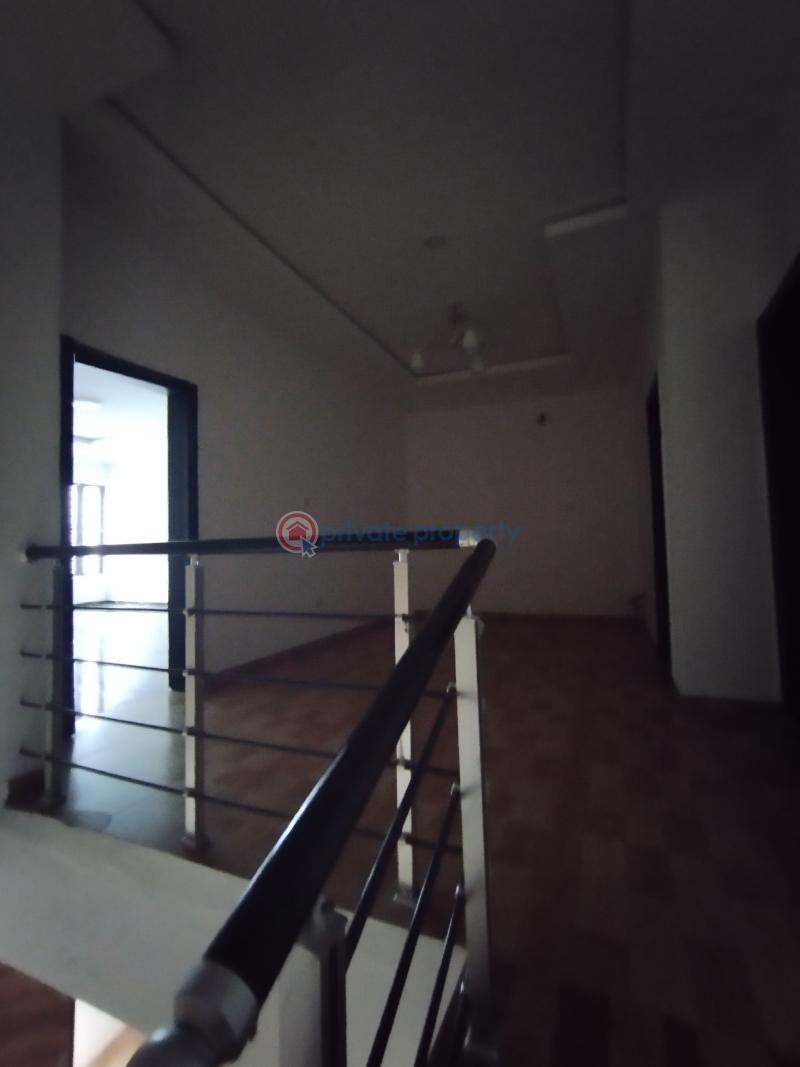 4 bedroom Terraced Duplex For Rent Estate Lekki Lagos - 7