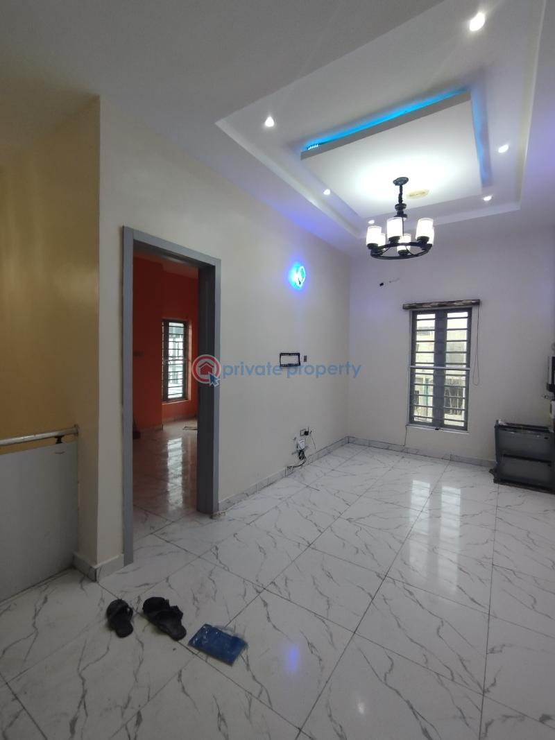 4 bedroom Terraced Duplex For Rent Lekki Lagos - 17