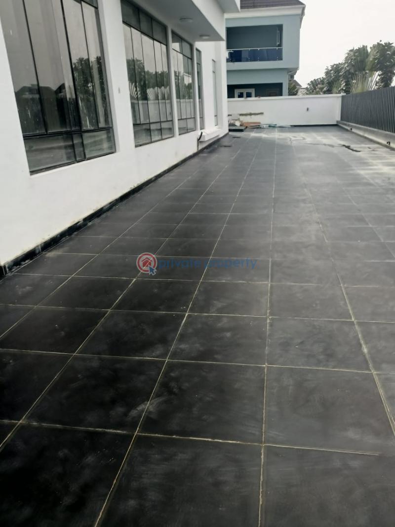 A six bedrooms fully detached house with swimming pool, elevator, cinema all rooms en suite. - 16 6 bedroom Detached Duplex For Sale Pinnock Beach Estate Osapa London Lekki Lagos - 16