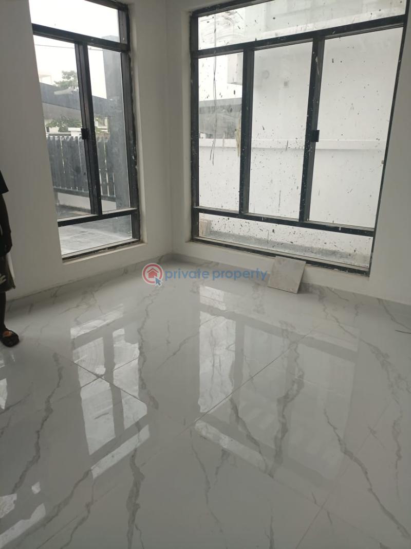 A six bedrooms fully detached house with swimming pool, elevator, cinema all rooms en suite. - 11 6 bedroom Detached Duplex For Sale Pinnock Beach Estate Osapa London Lekki Lagos - 11