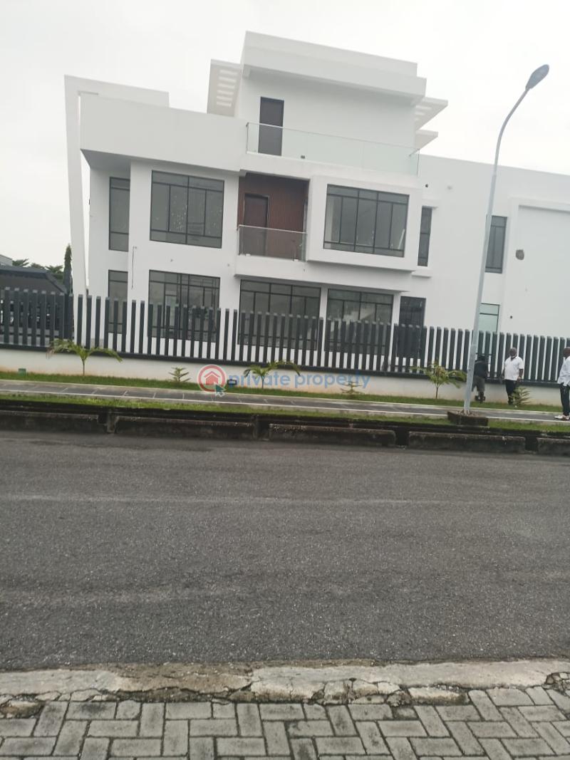 6 bedroom Detached Duplex For Sale Pinnock Beach Estate Osapa London Lekki Lagos - 0