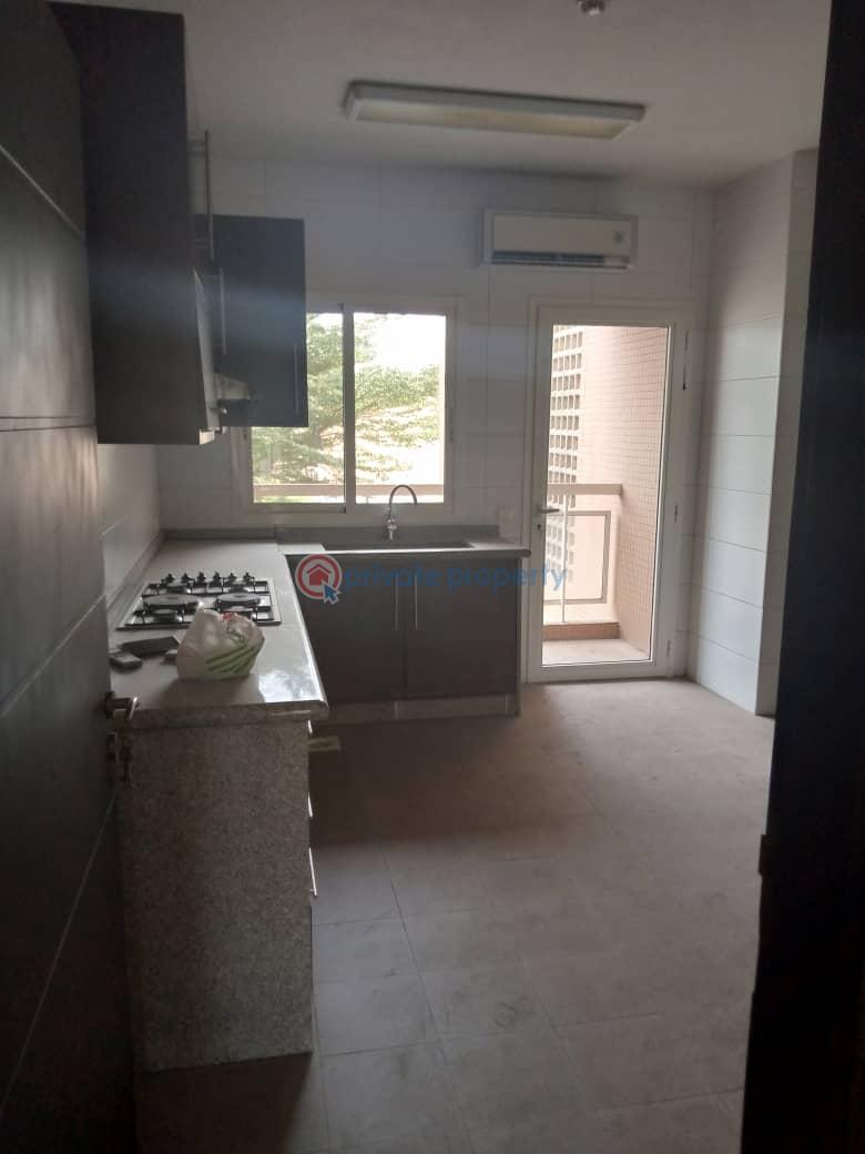 A six floor 3 bedroom luxury apartment with one room bq at kings court - 4 3 bedroom Block Of Flats For Sale Glover Road Ikoyi Lagos - 4