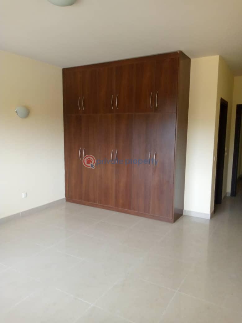 A six floor 3 bedroom luxury apartment with one room bq at kings court - 11 3 bedroom Block Of Flats For Sale Glover Road Ikoyi Lagos - 11