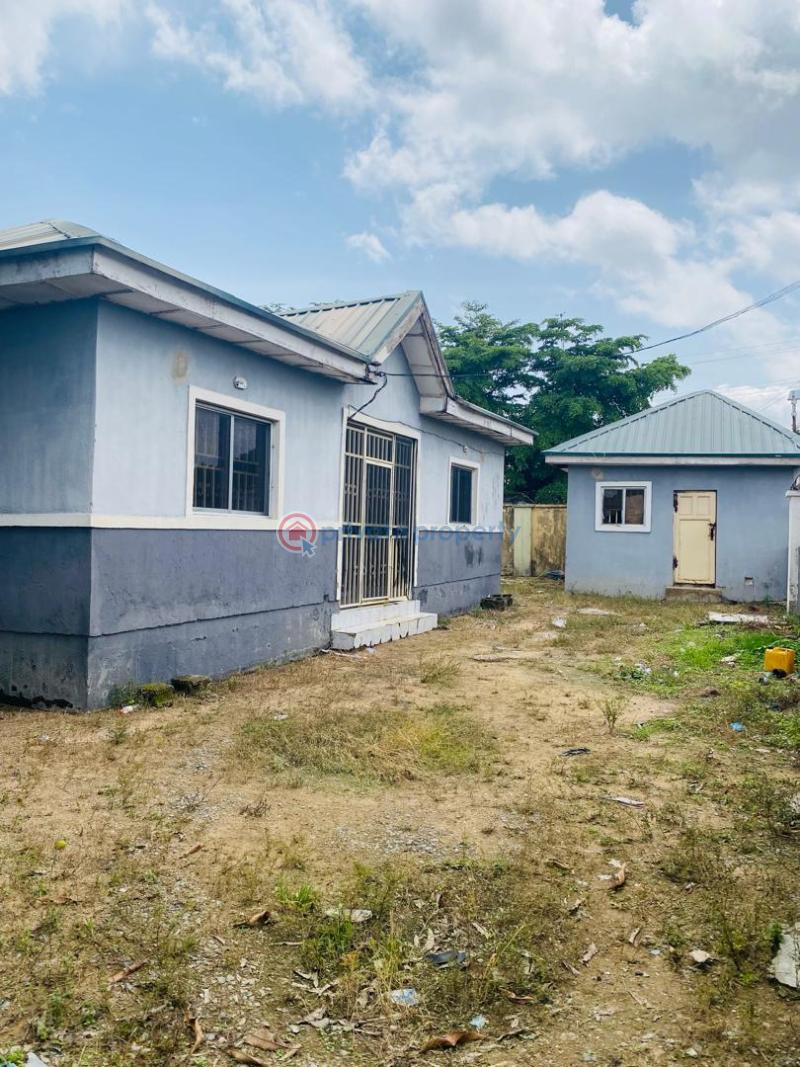 3 bedroom Detached Bungalow For Sale Fha New Site Lugbe Lugbe Abuja Phase 4  - 1