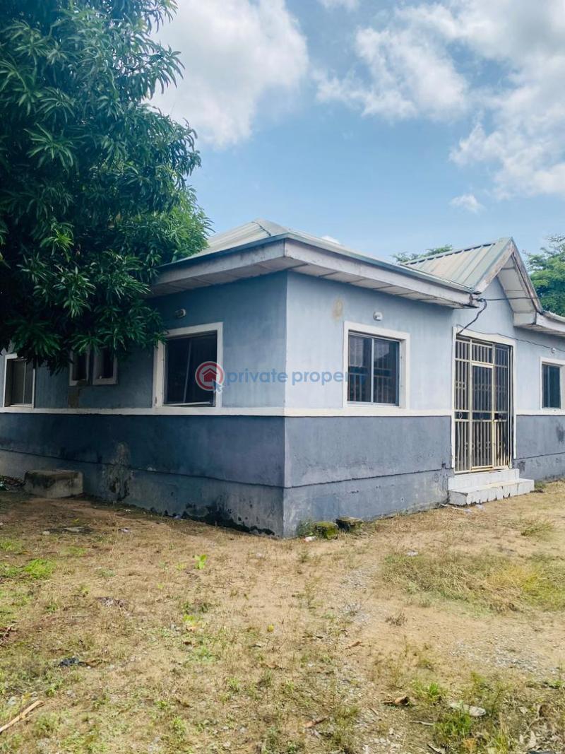 3 bedroom Detached Bungalow For Sale Fha New Site Lugbe Lugbe Abuja Phase 4  - 2