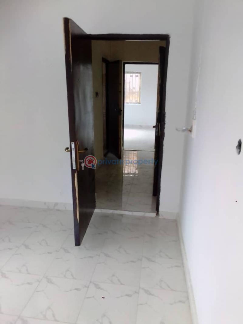 3 bedroom Block Of Flats For Rent Onike Yaba Lagos - 5