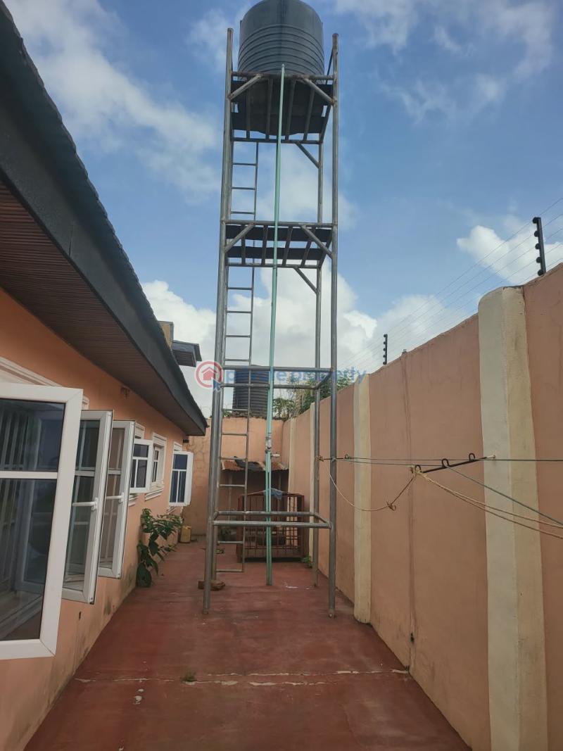 Detached Duplex For Sale Ifesowapo, Ajadi, Ologuneru Eleyele Ibadan Oyo - 1