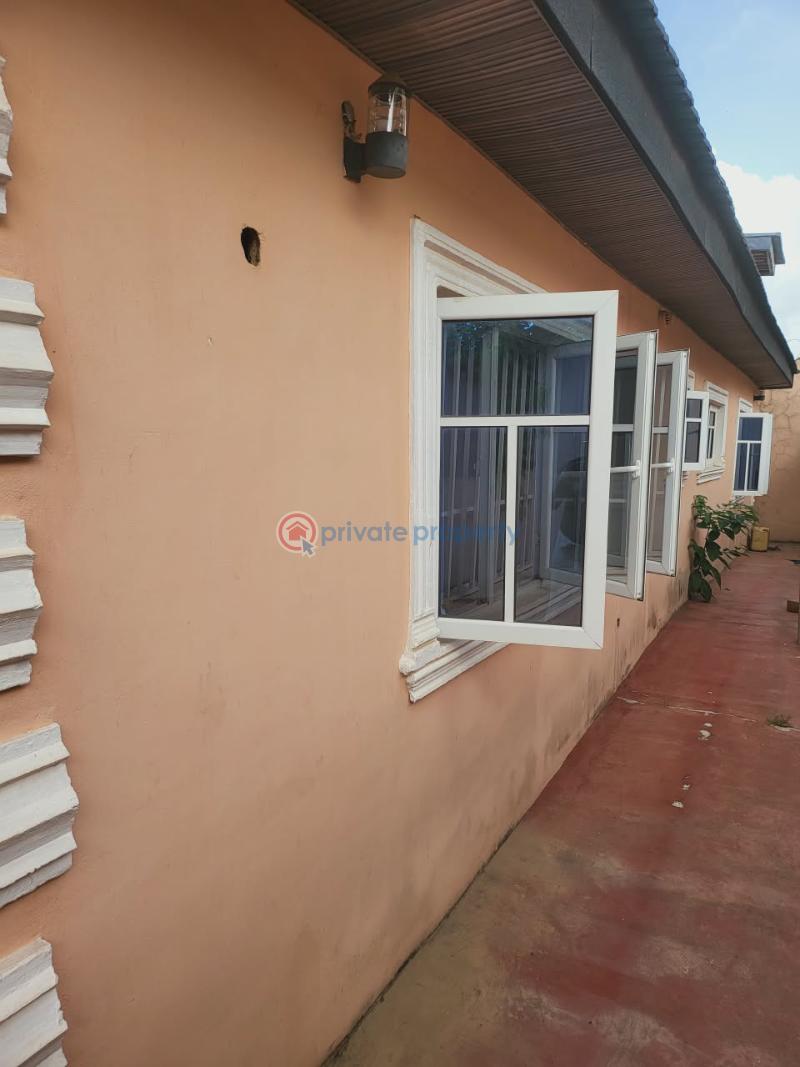 Detached Duplex For Sale Ifesowapo, Ajadi, Ologuneru Eleyele Ibadan Oyo - 11