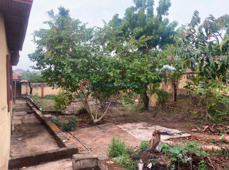 6 bedroom Detached Bungalow For Sale Liberty Academy Akala Express Ibadan Oyo - 0