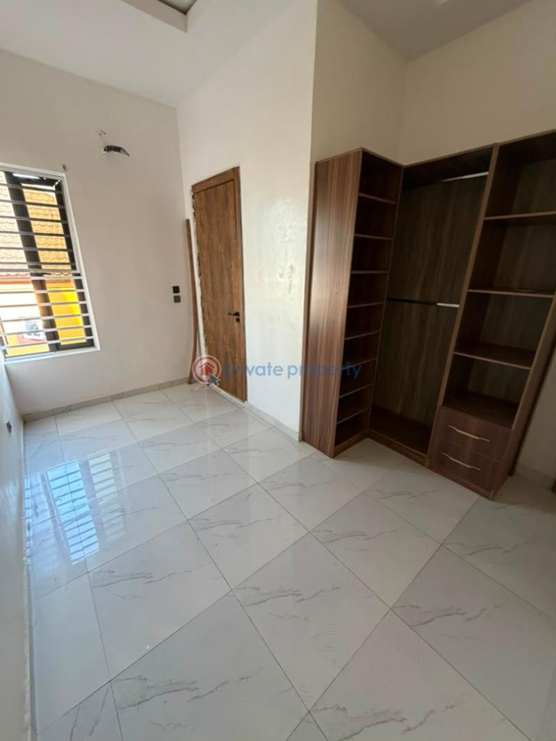 1 bedroom Shared Apartment For Rent New Road Lekki Phase 2 Lagos - 3