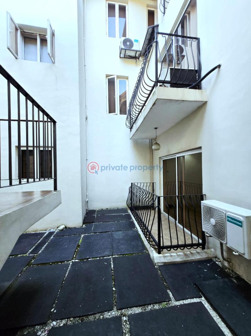 3 bedroom Flat & Apartment For Rent Lekki Phase 1 Lagos - 3