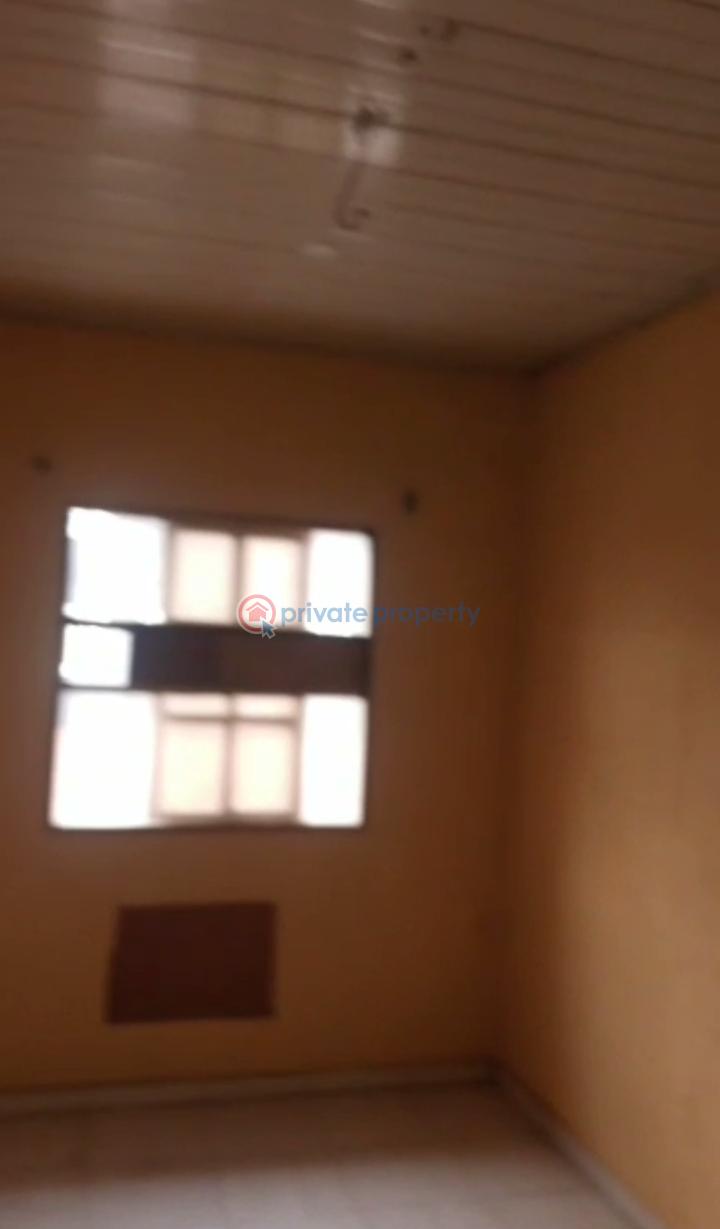 2 bedroom Flat & Apartment For Rent Alagomeji Yaba Lagos - 8