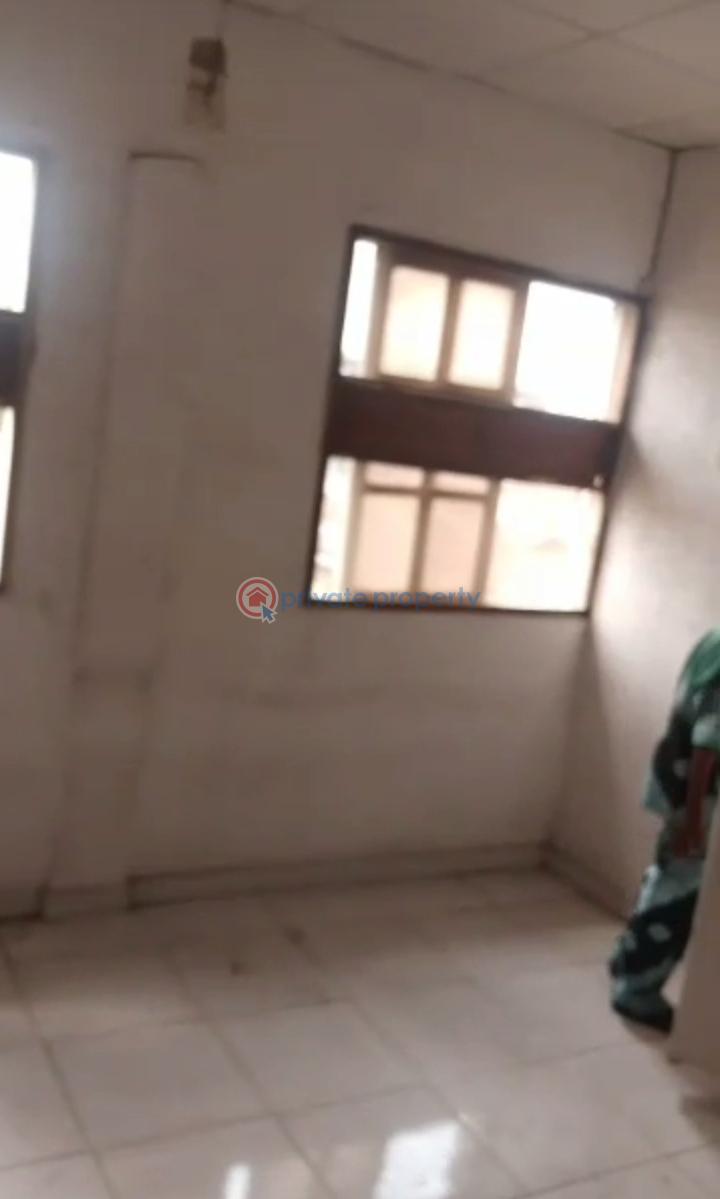 2 bedroom Flat & Apartment For Rent Alagomeji Yaba Lagos - 1