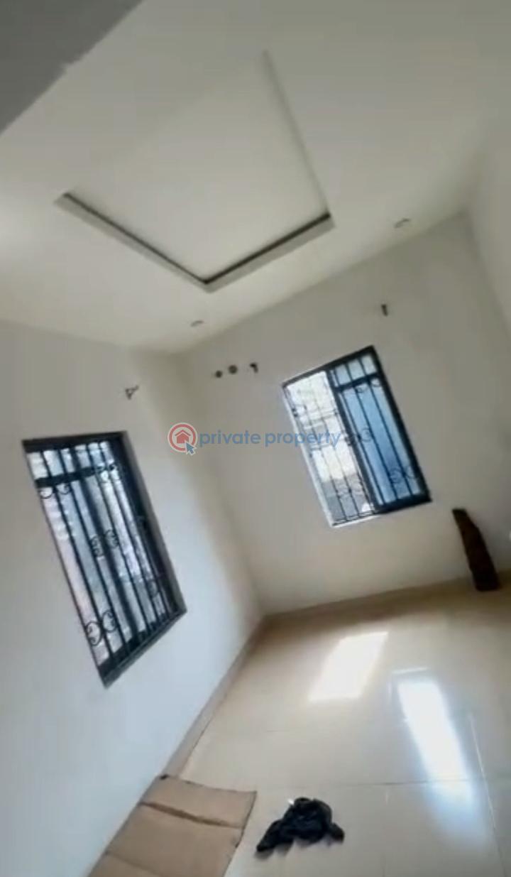 Mini Flat For Rent Apata Shomolu Lagos - 7